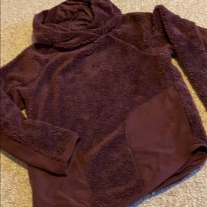 Nike fleece pullover